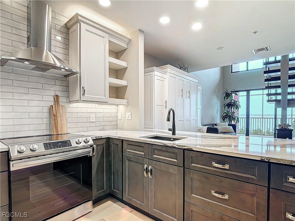 2745 1st Street #111 Fort Myers FL 33916 2025017187 image5