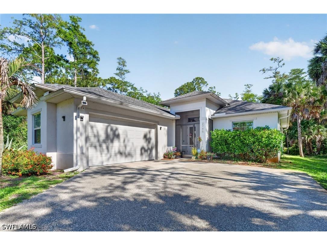 2745 22nd Avenue NE Naples FL 34120 226019573 image1