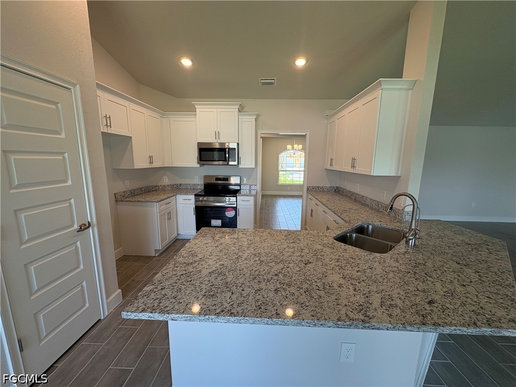 2745 NW 4th Terrace Cape Coral FL 33993 2026020064 image9