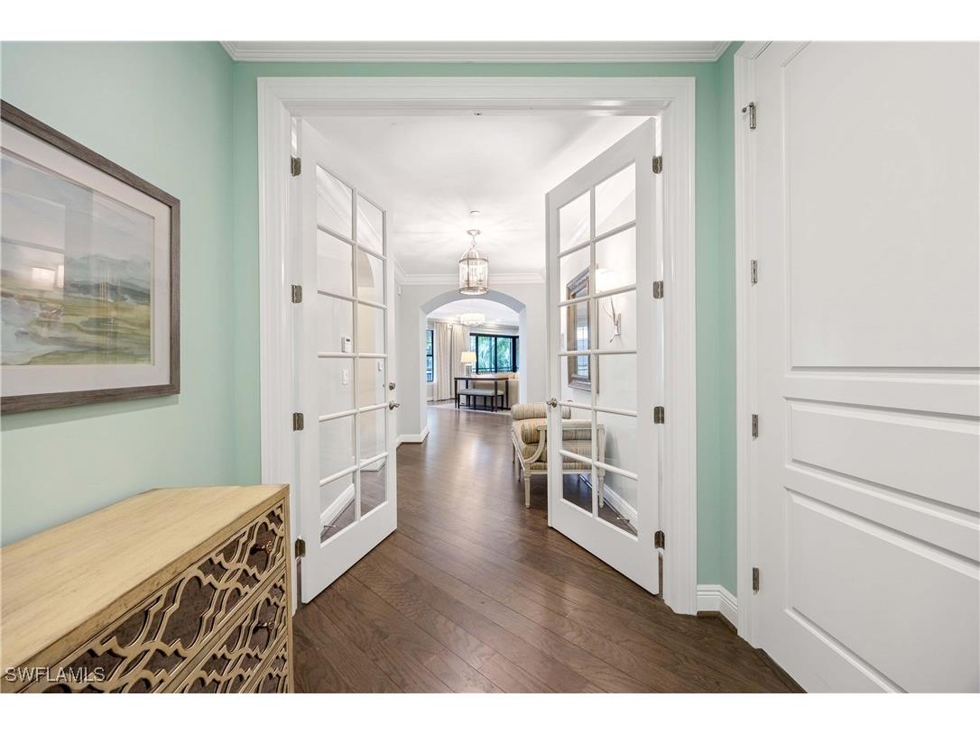 2745 Tiburon Boulevard E #102 Naples FL 34109 225045455 image1