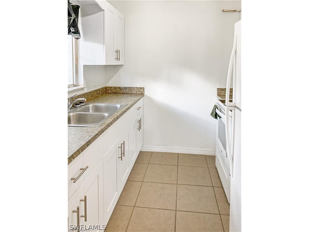 2748 Orange Street Fort Myers FL 33916 224060829 image3