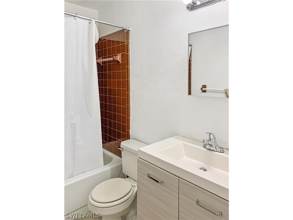 2748 Orange Street Fort Myers FL 33916 224060829 image6