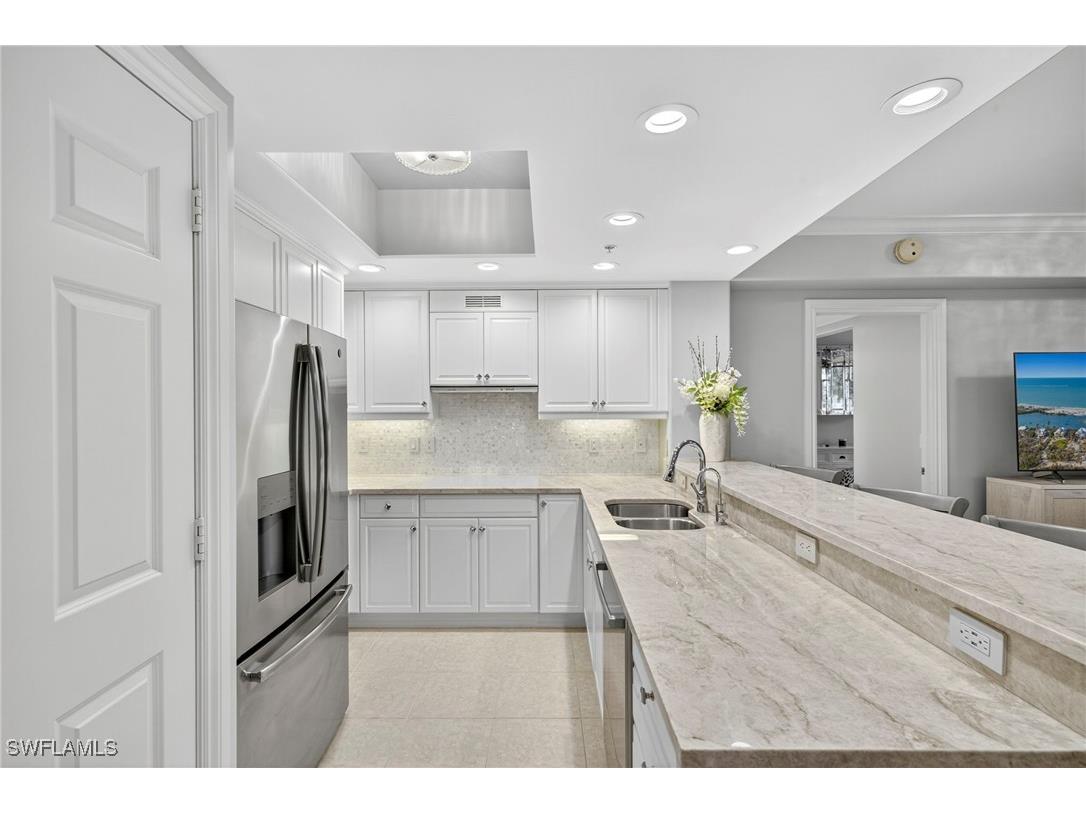 2748 Tiburon Boulevard E #106C Naples FL 34109 226003165 image10