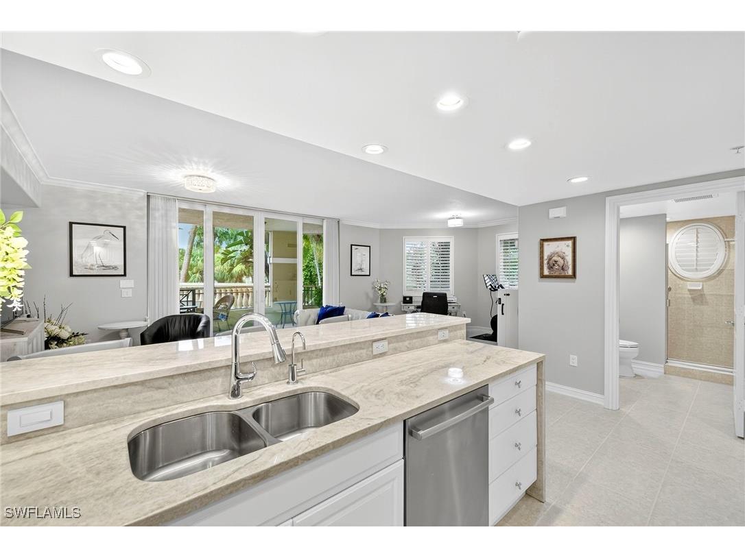 2748 Tiburon Boulevard E #106C Naples FL 34109 226003165 image11