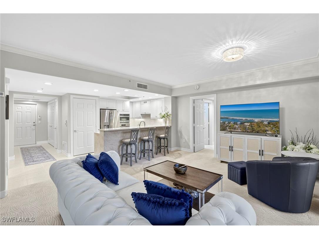 2748 Tiburon Boulevard E #106C Naples FL 34109 226003165 image2