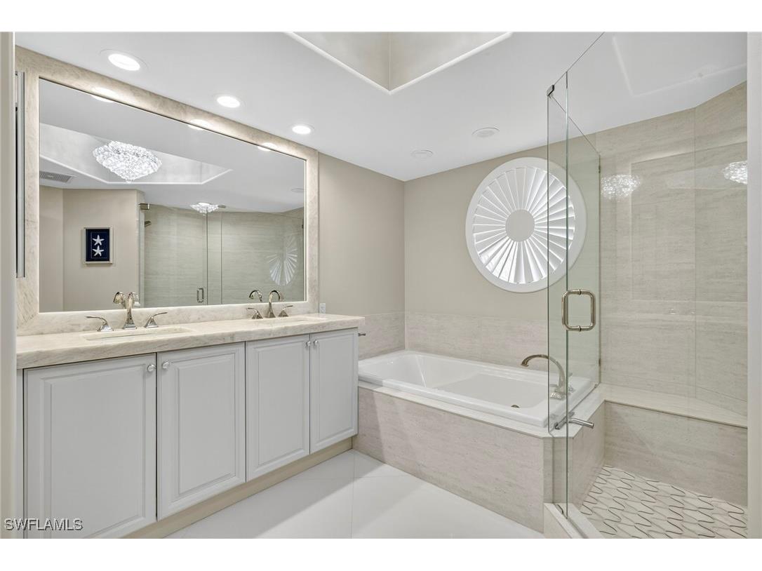 2748 Tiburon Boulevard E #106C Naples FL 34109 226003165 image4