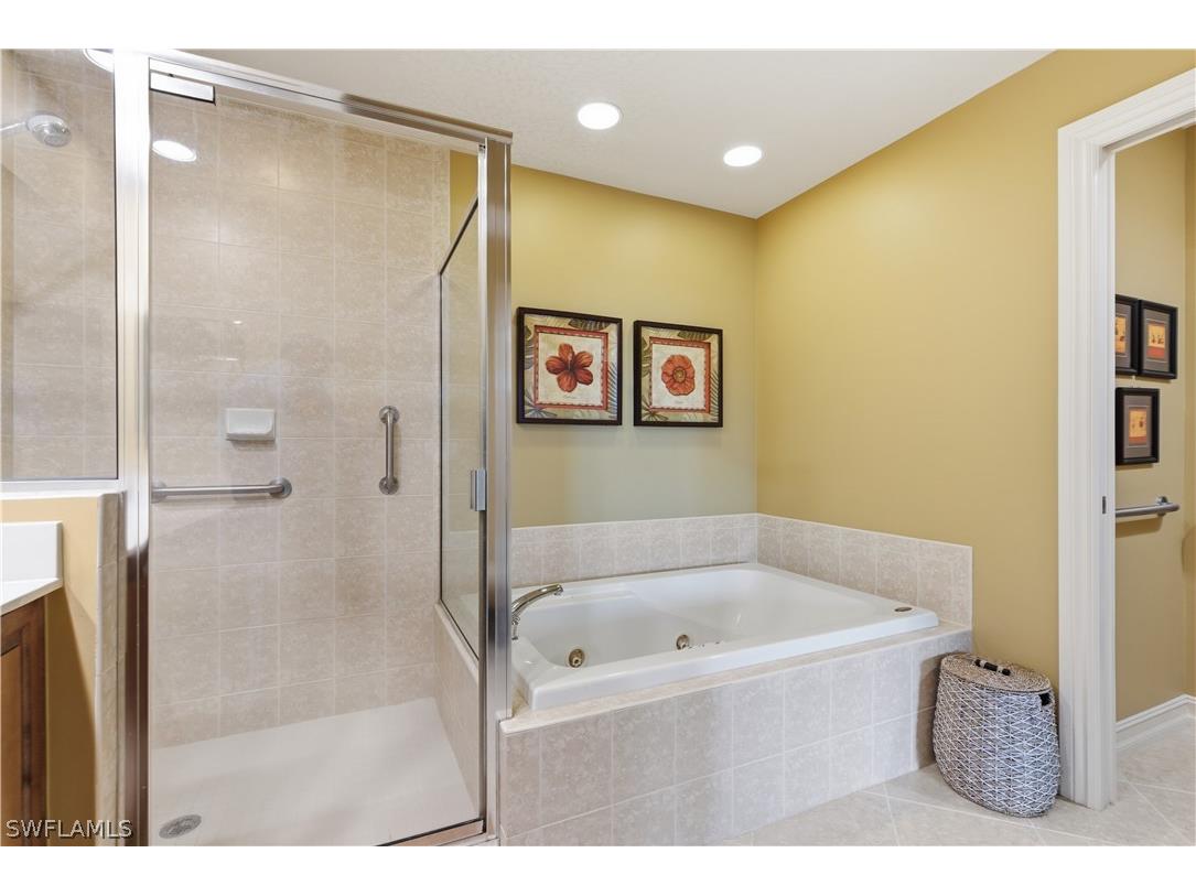 2748 Tiburon Boulevard E #C404 Naples FL 34109 226011263 image25