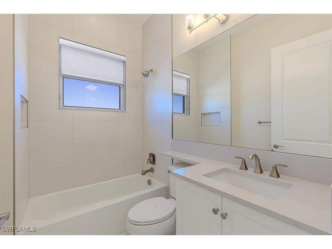 2749 Durham Circle Naples FL 34112 225041678 image15