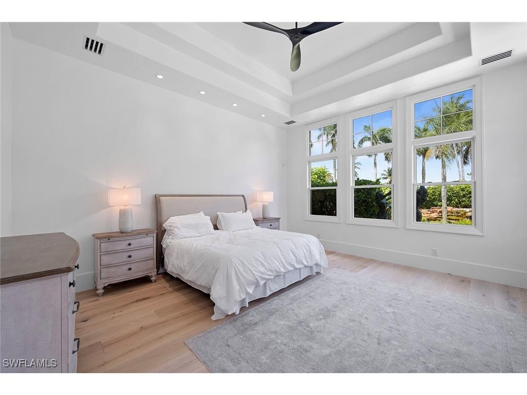 2749 Medallist Lane Naples FL 34109 225074458 image11