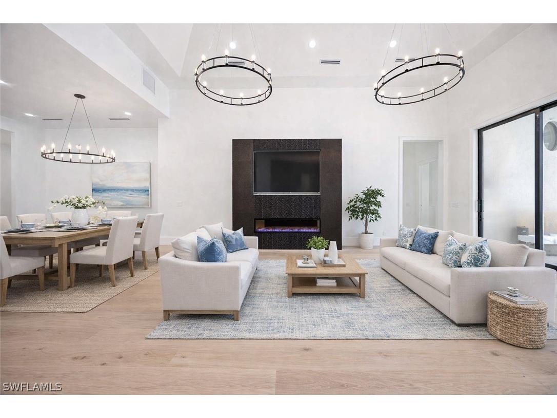 2749 Medallist Lane Naples FL 34109 225074458 image2