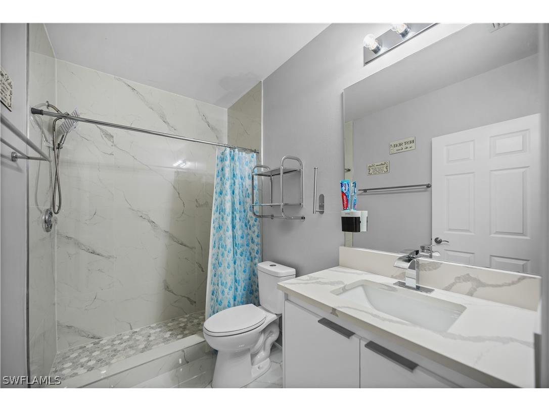 2749 NE 7th Place Cape Coral FL 33909 224047958 image5