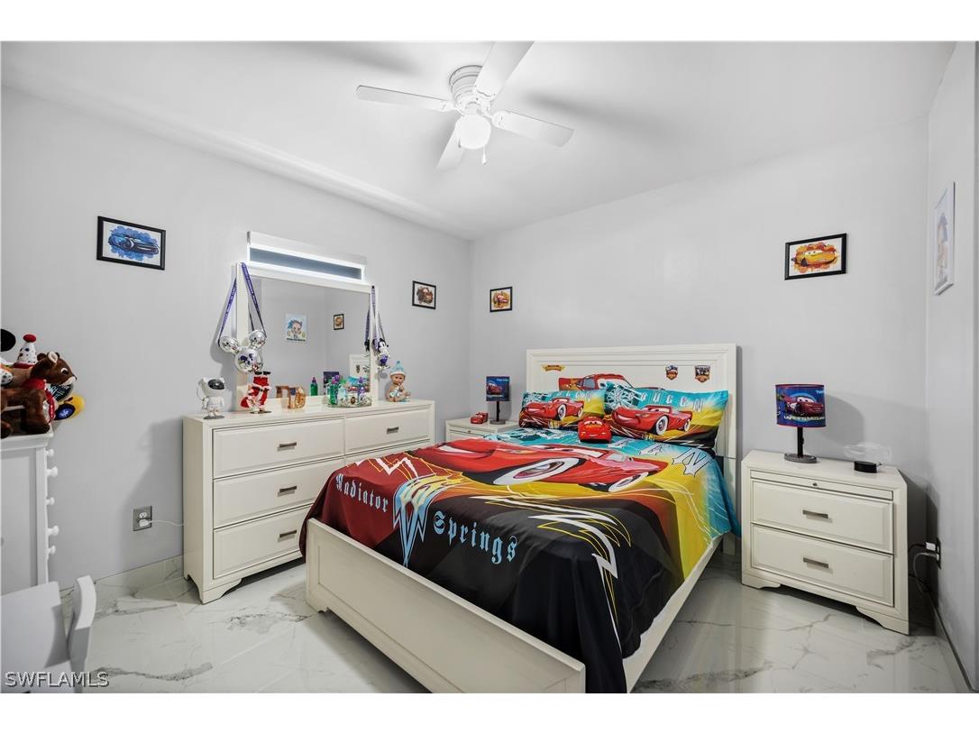 2749 NE 7th Place Cape Coral FL 33909 224047958 image7