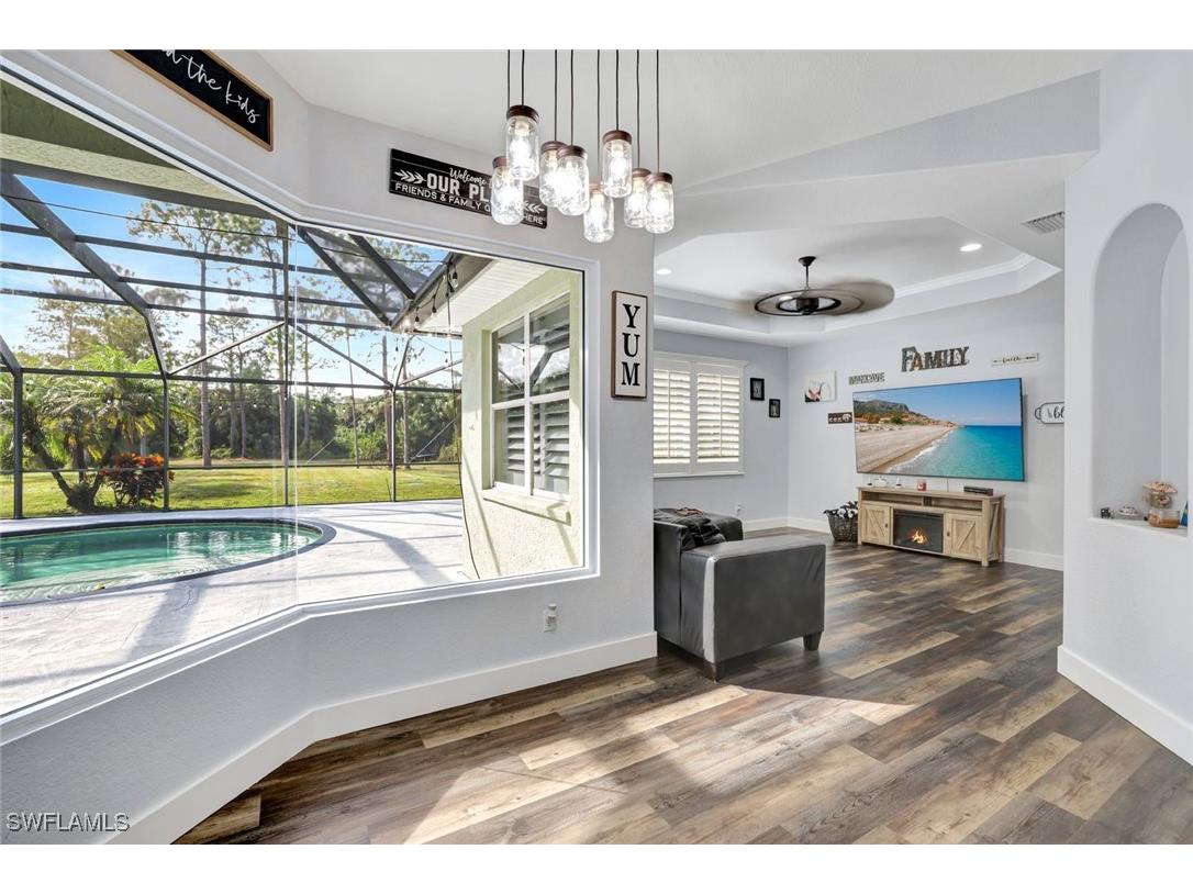 275 22nd Street SE Naples FL 34117 224088897 image1