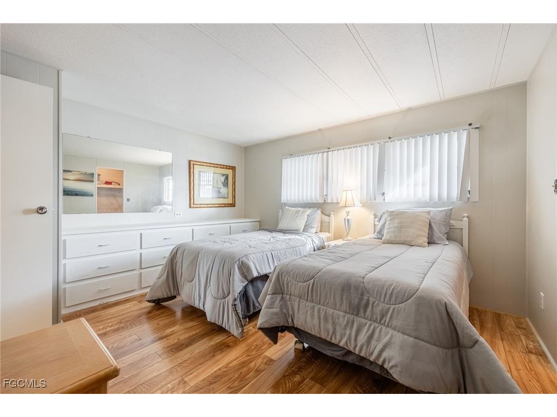 275 Boros Drive North Fort Myers FL 33903 2025024444 image25