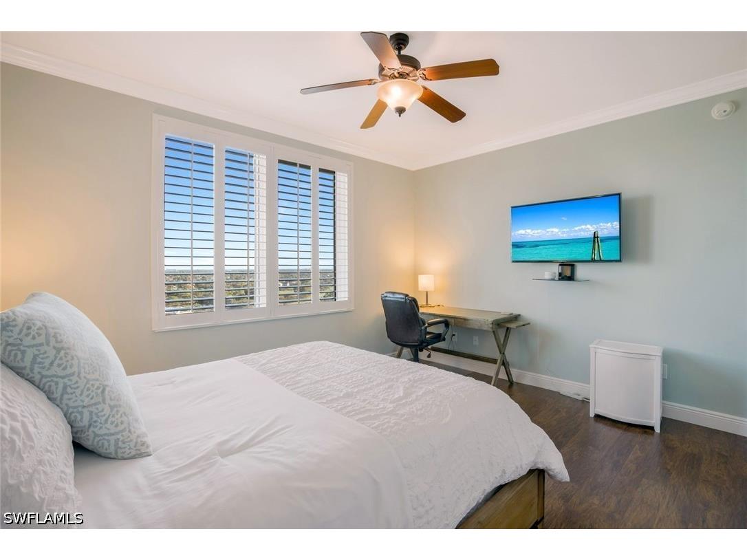 275 Indies Way #1205 Naples FL 34110 226018761 image21
