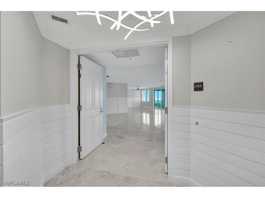 275 Indies Way #1703 Naples FL 34110 225068595 image1