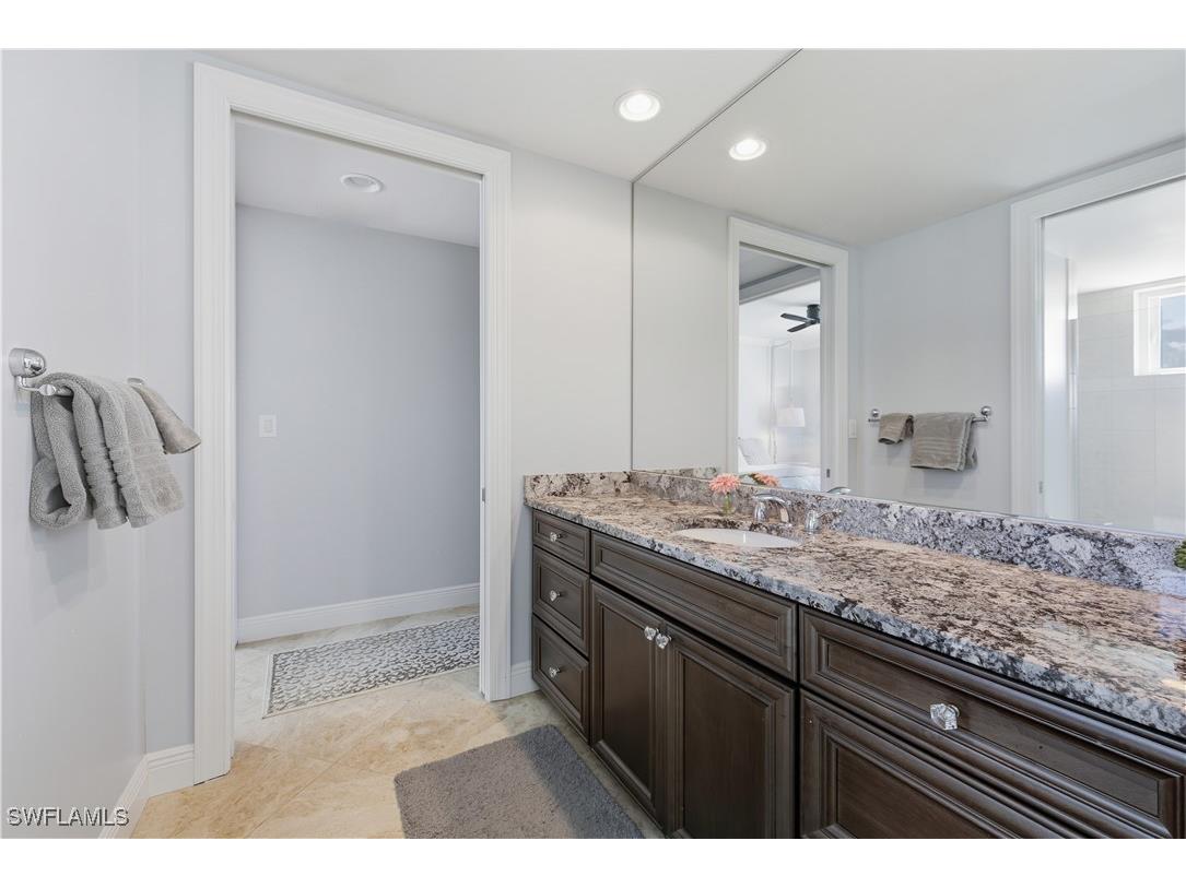 275 Indies Way #403 Naples FL 34110 225075280 image9