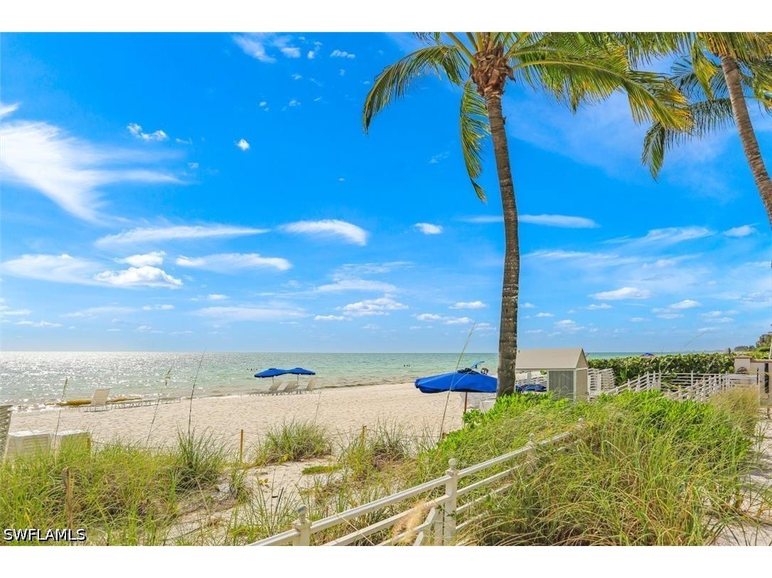 275 Indies Way #706 Naples FL 34110 226021737 image46
