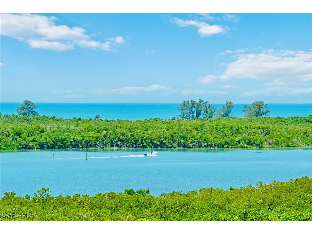 275 Indies Way #805 Naples FL 34110 224070921 image1