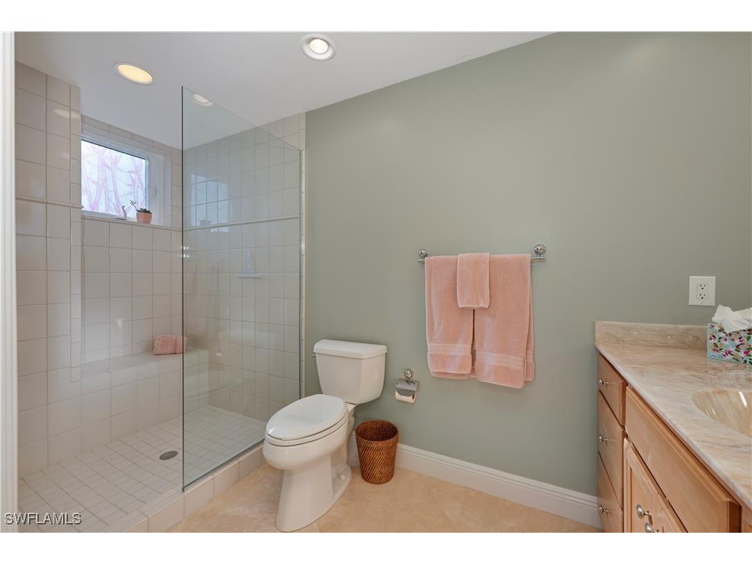 275 Indies Way #901 Naples FL 34110 225079726 image18