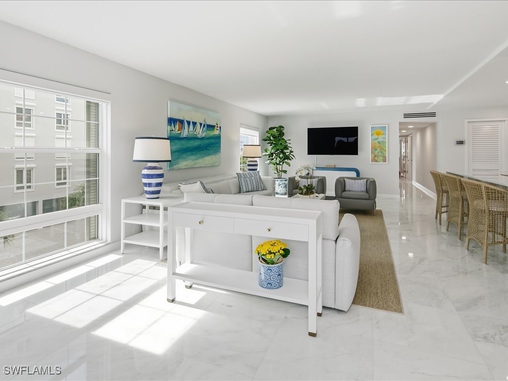 2750 Gulf Shore Boulevard N #204 Naples FL 34103 225081623 image18