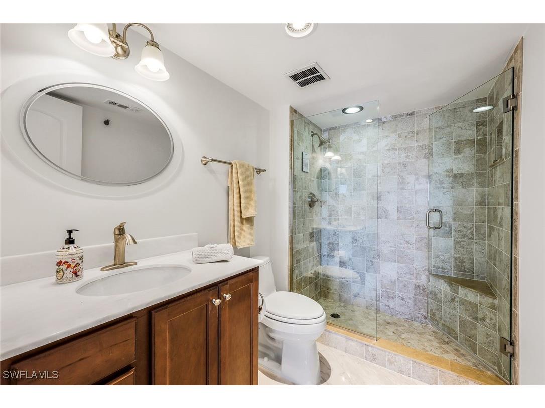 2750 Gulf Shore Boulevard N #402 Naples FL 34103 225081048 image13