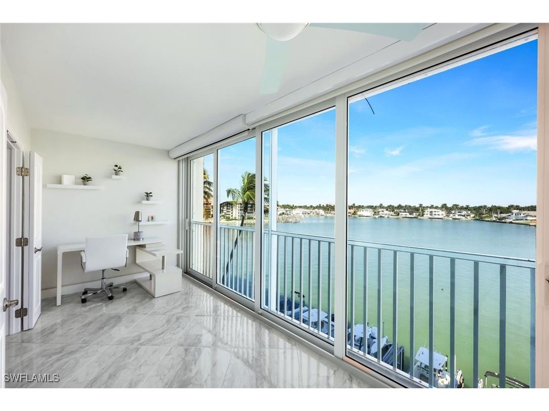 2750 Gulf Shore Boulevard N #402 Naples FL 34103 225081048 image14