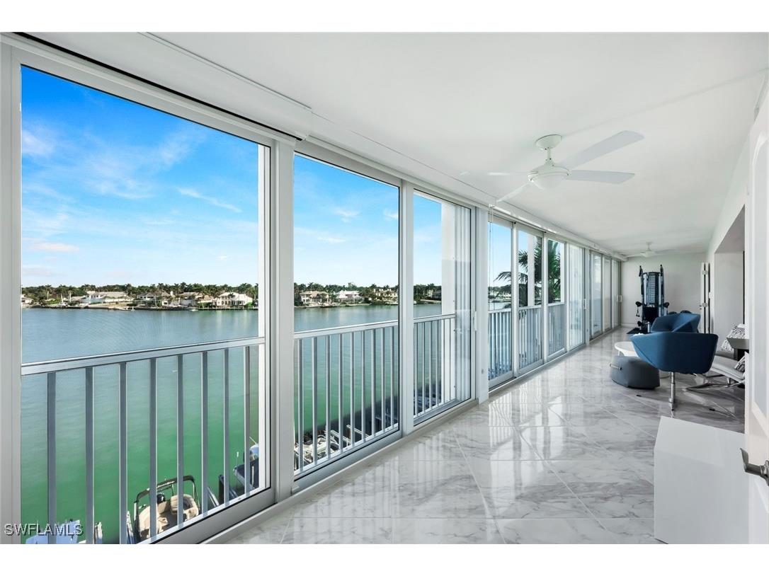 2750 Gulf Shore Boulevard N #402 Naples FL 34103 225081048 image15