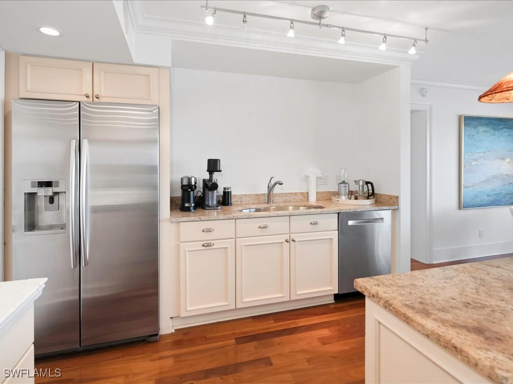 2750 Gulf Shore Boulevard N #602 Naples FL 34103 225077295 image15