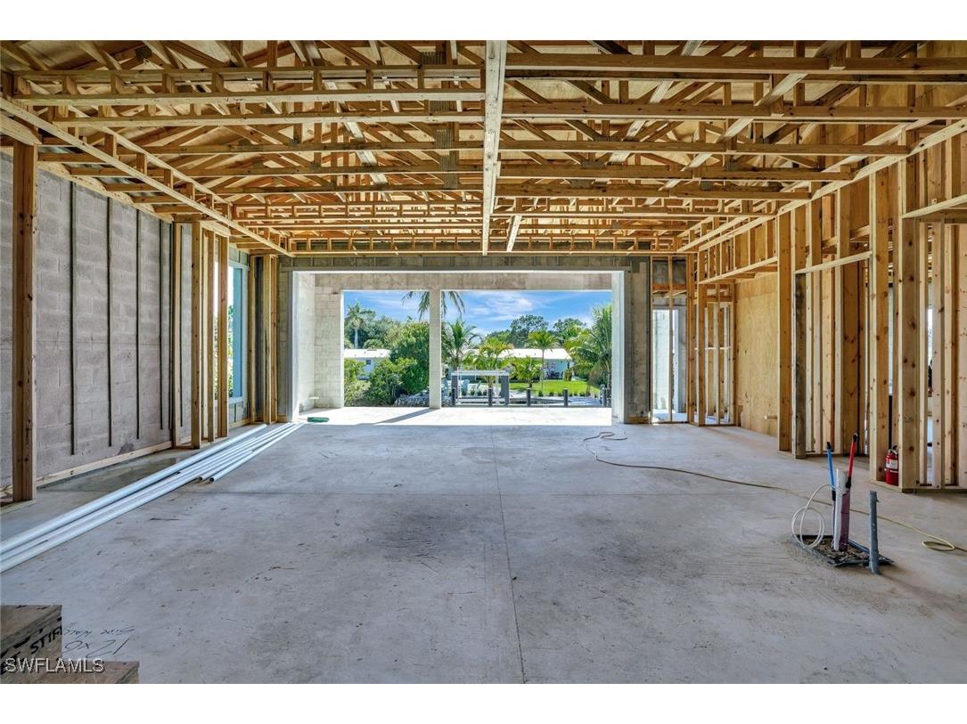 2750 Gulfview Drive Naples FL 34112 226000539 image6