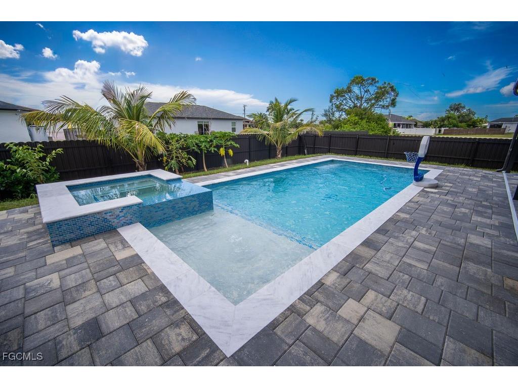 2750 NW 4th Terrace Cape Coral FL 33993 2025017866 image14