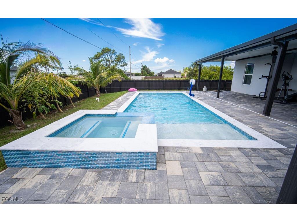 2750 NW 4th Terrace Cape Coral FL 33993 2025017866 image15