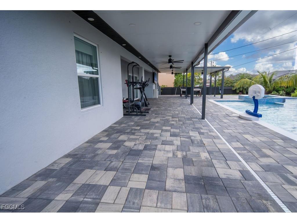 2750 NW 4th Terrace Cape Coral FL 33993 2025017866 image20