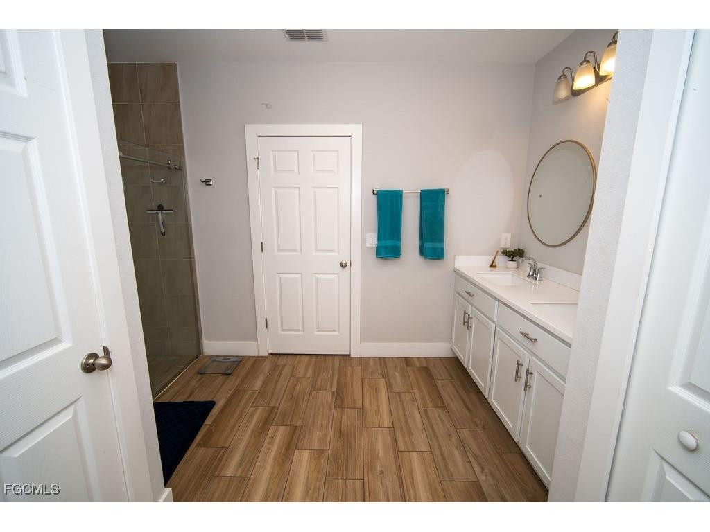 2750 NW 4th Terrace Cape Coral FL 33993 2025017866 image30