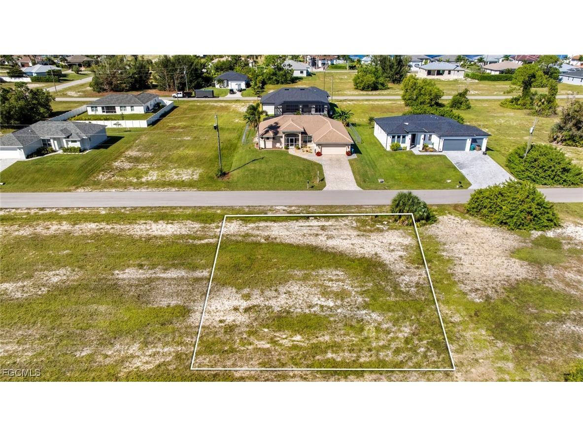 2751 NW 41st Place Cape Coral FL 33993 2025010639 image8