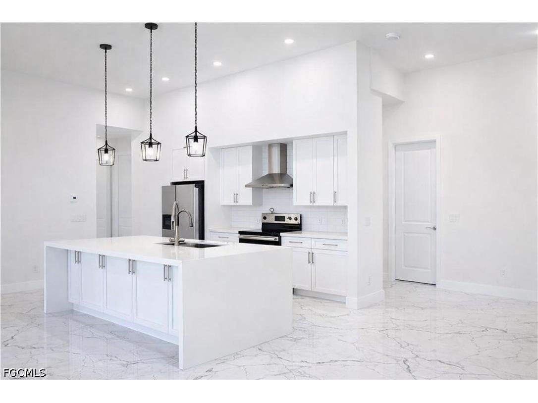 2751 NW 42nd Place Cape Coral FL 33993 2026021164 image4