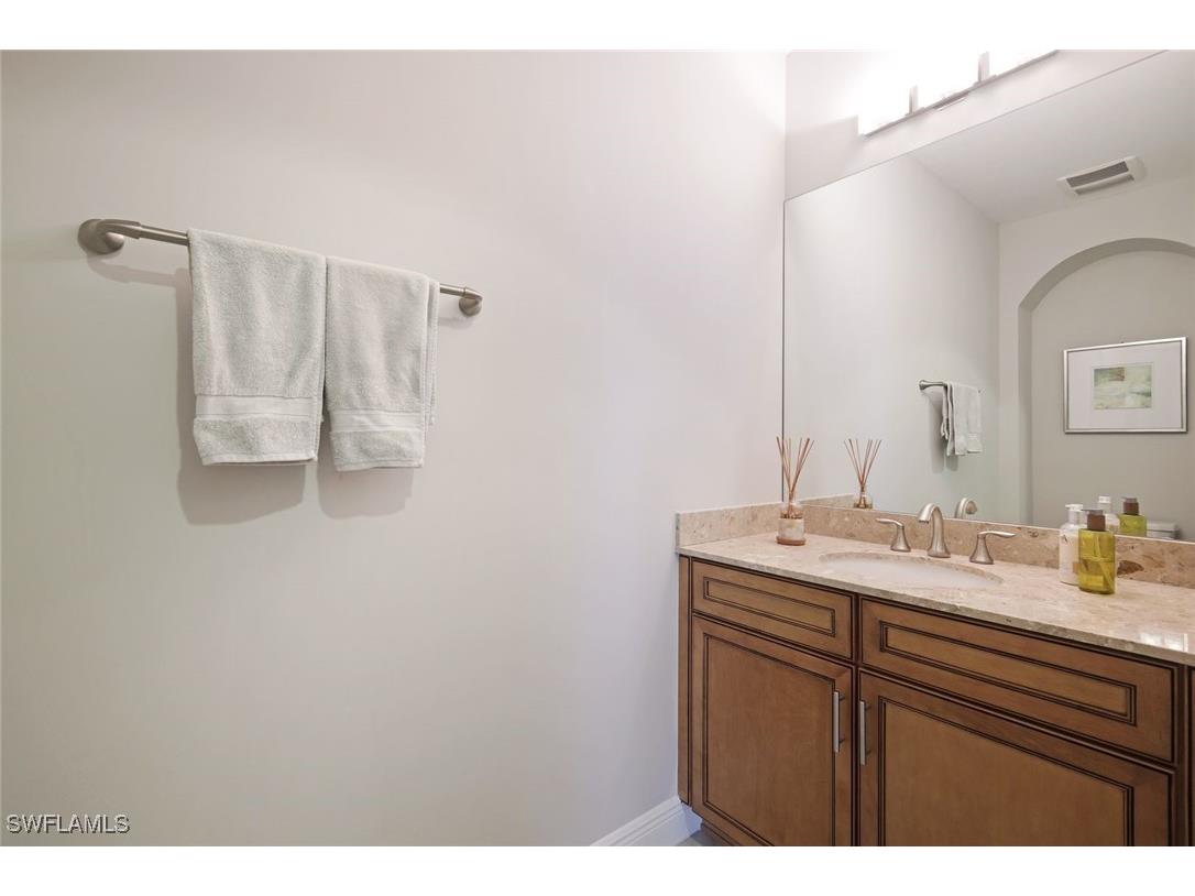 2751 Tiburon Boulevard E #201 Naples FL 34109 225066892 image19