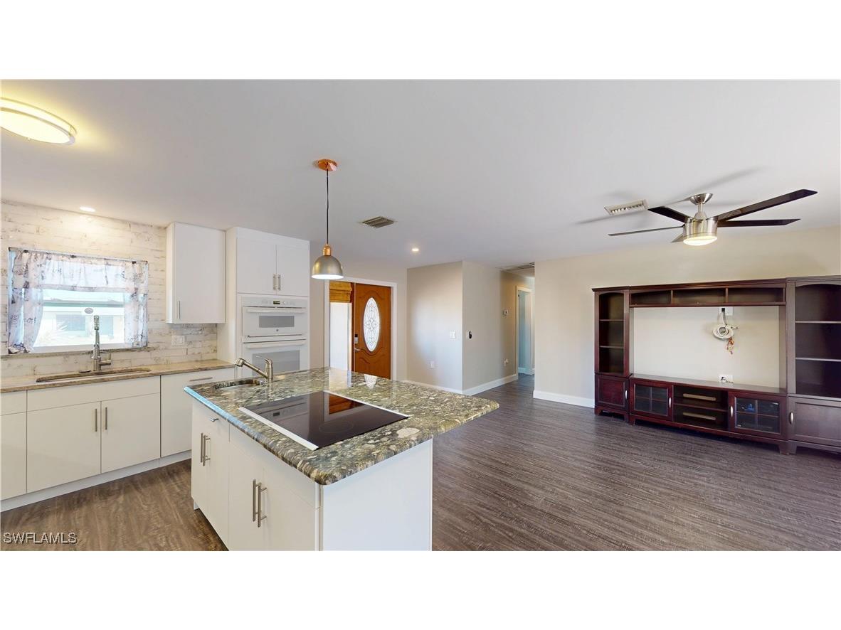 27514 Playa Del Rey Lane Bonita Springs FL 34135 225084397 image12