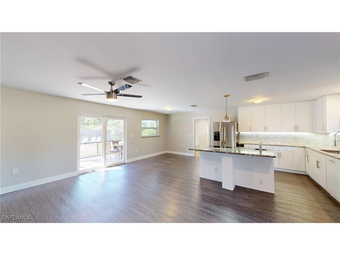 27514 Playa Del Rey Lane Bonita Springs FL 34135 225084397 image5