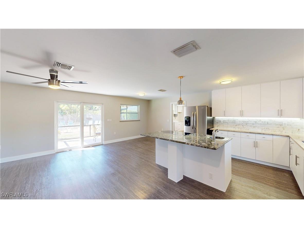 27514 Playa Del Rey Lane Bonita Springs FL 34135 225084397 image8