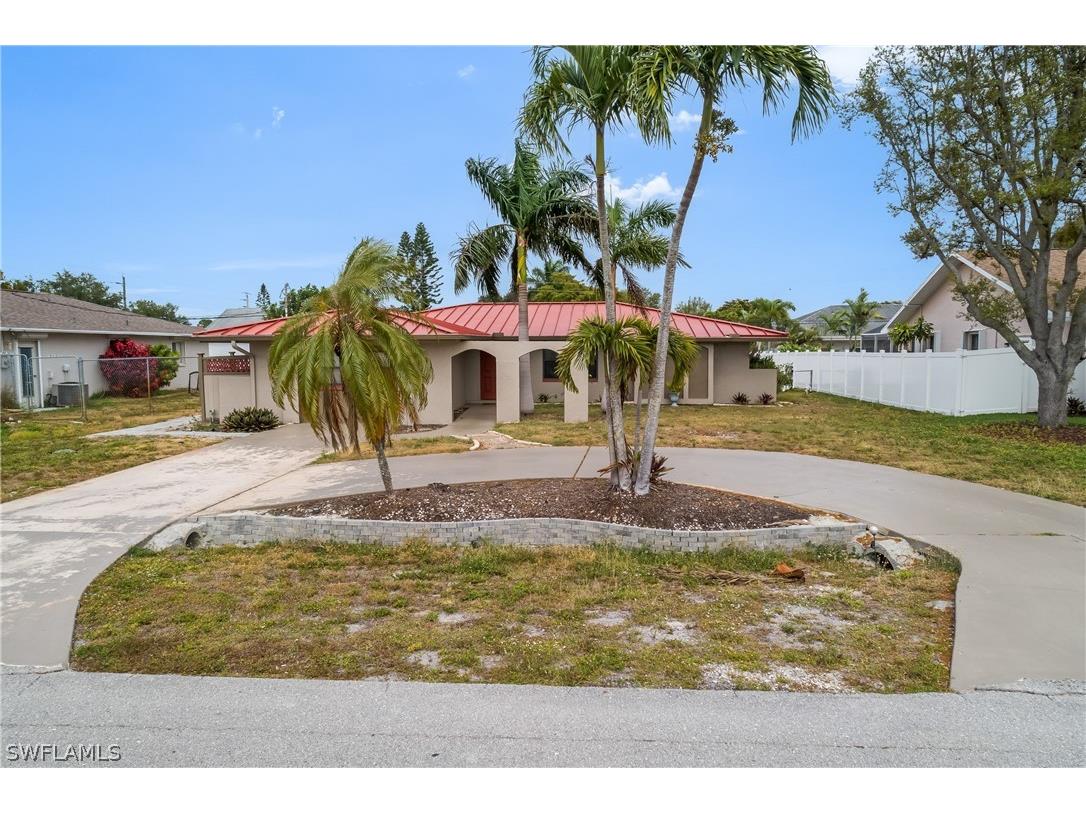 27515 Baretta Drive Bonita Springs FL 34135 224028488 image1