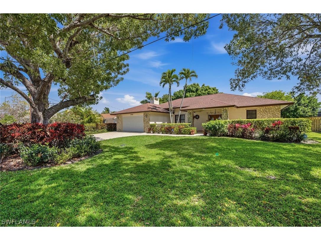 2752 14th Street N Naples FL 34103 226011936 image1