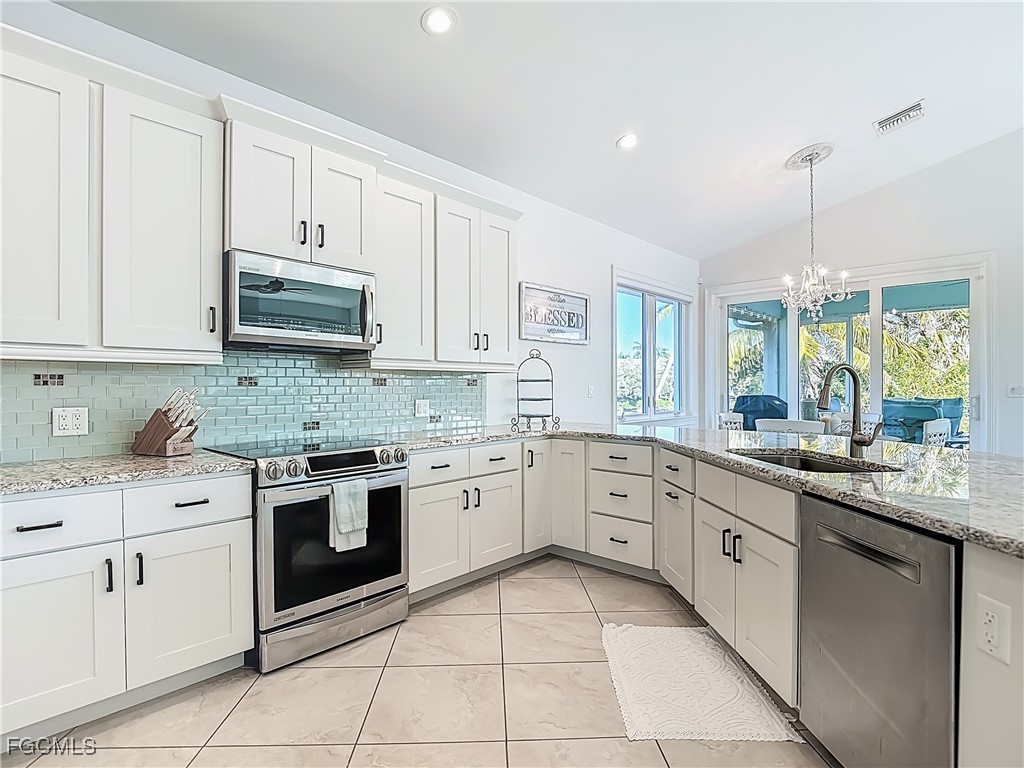 27520 Big Bend Road Bonita Springs FL 34134 2026004817 image9