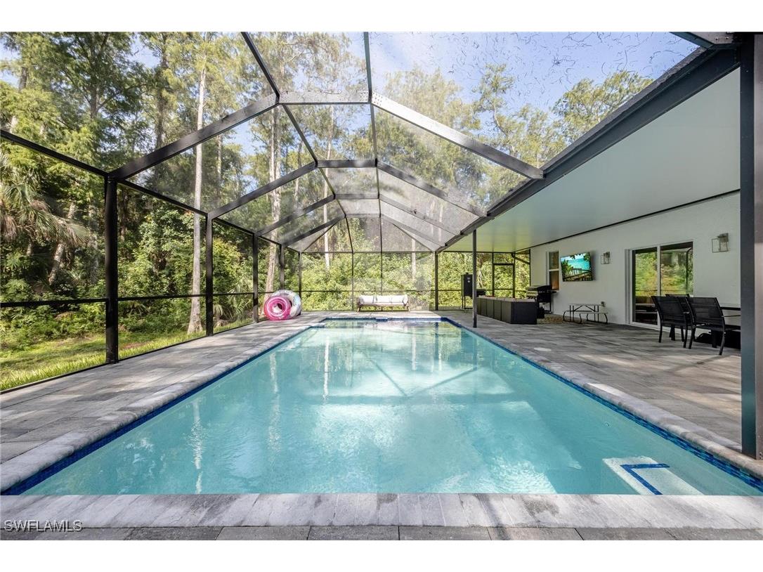 2754 22nd Avenue NE Naples FL 34120 225076773 image1