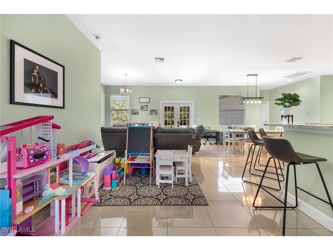 2754 22nd Avenue NE Naples FL 34120 225076773 image17