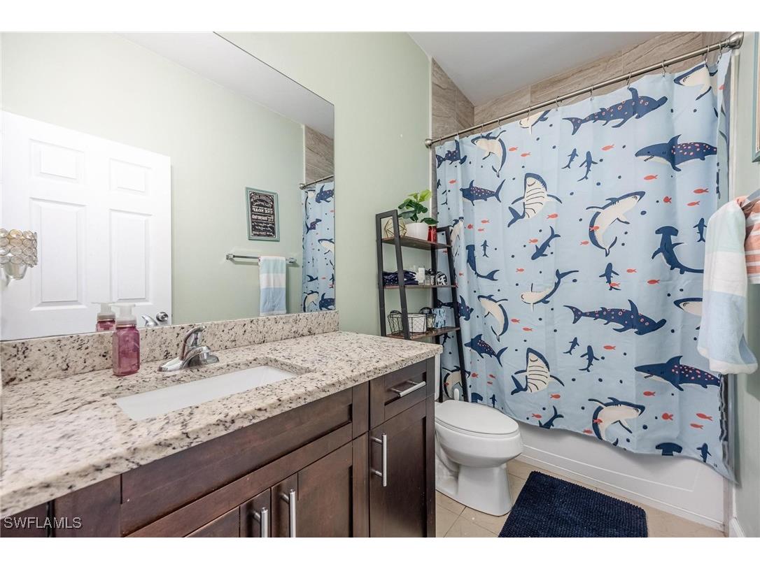 2754 22nd Avenue NE Naples FL 34120 225076773 image19