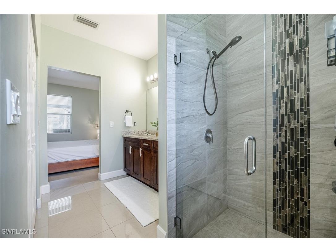 2754 22nd Avenue NE Naples FL 34120 225076773 image23