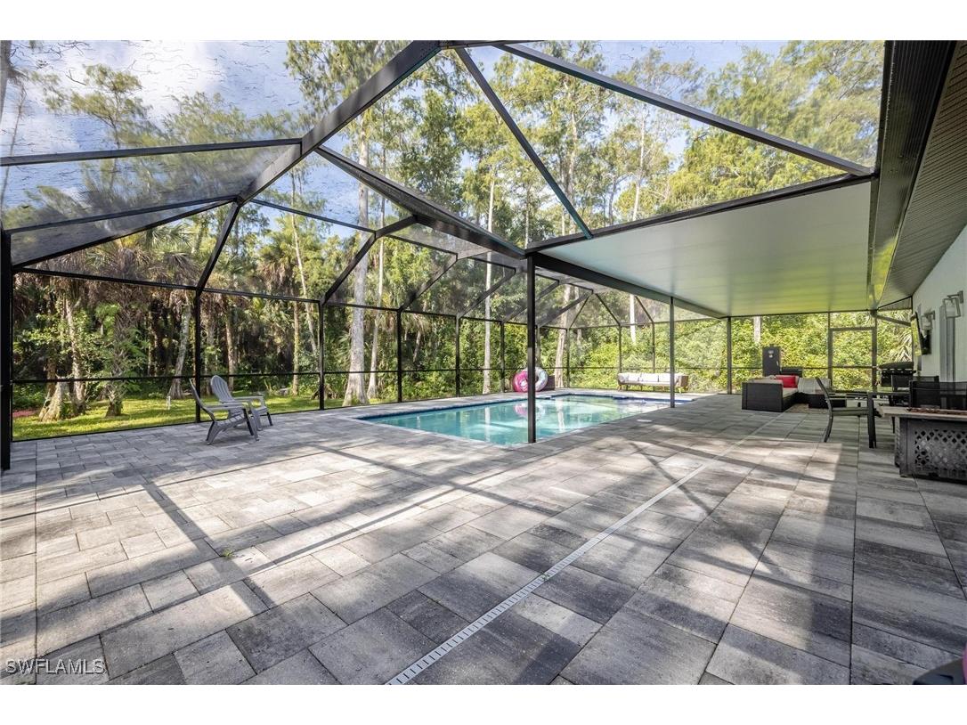 2754 22nd Avenue NE Naples FL 34120 225076773 image24