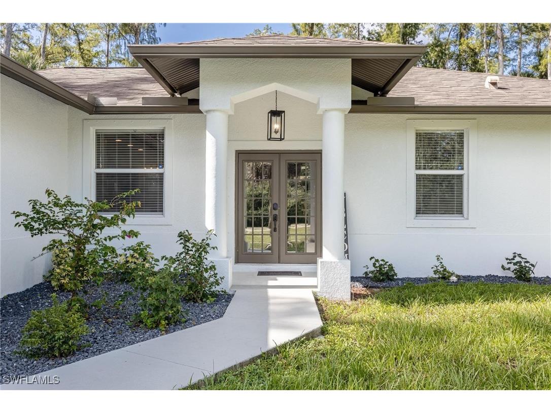 2754 22nd Avenue NE Naples FL 34120 225076773 image3