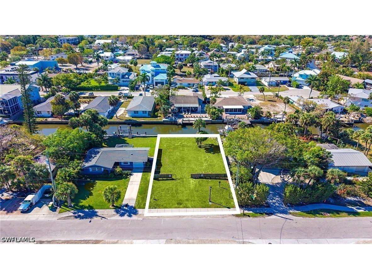 2754 Bayview Drive Naples FL 34112 226012894 image2